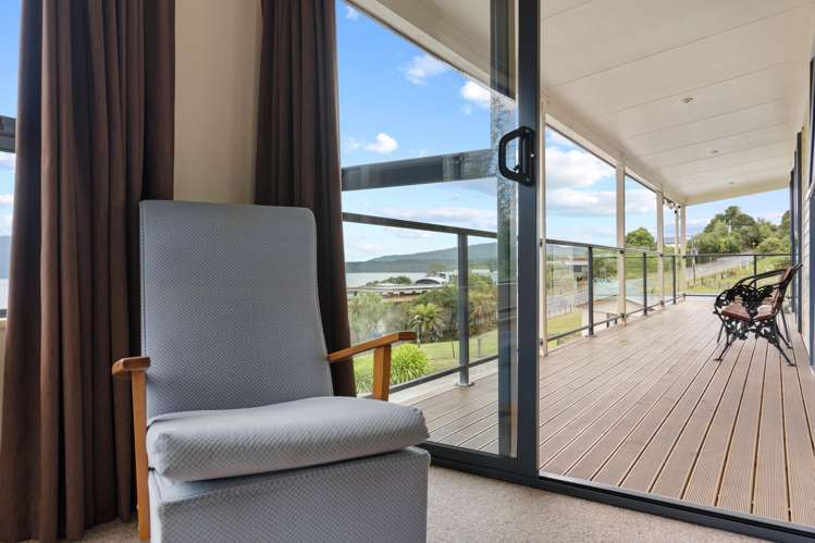 27 Lake Brunner Road Moana_14