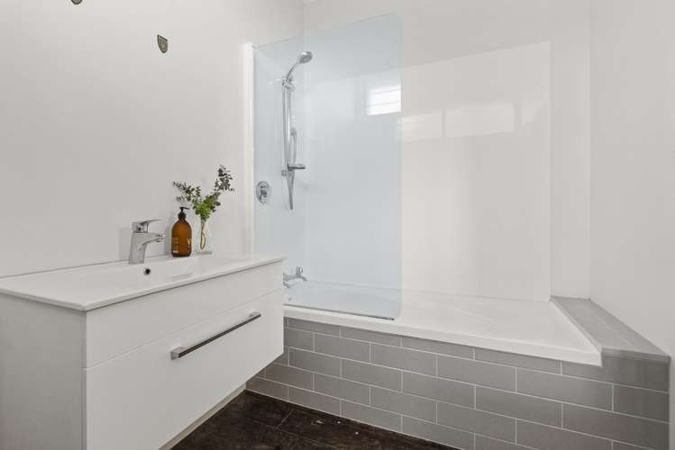 28 Nelson Crescent Napier South_22