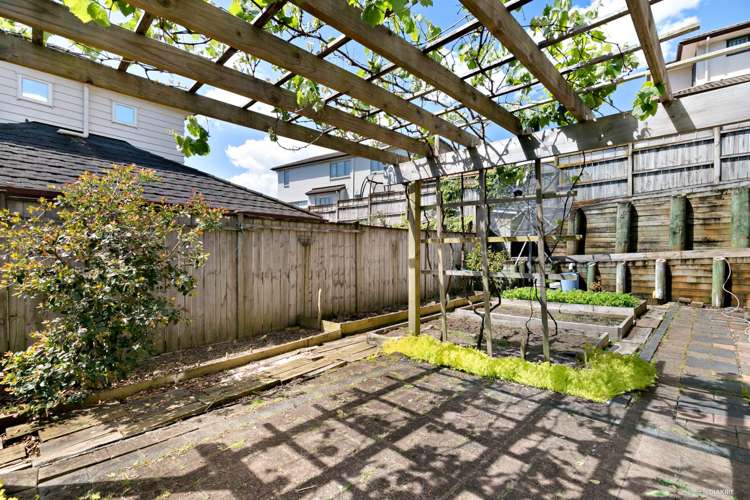 10 Valderama Drive Flat Bush_9