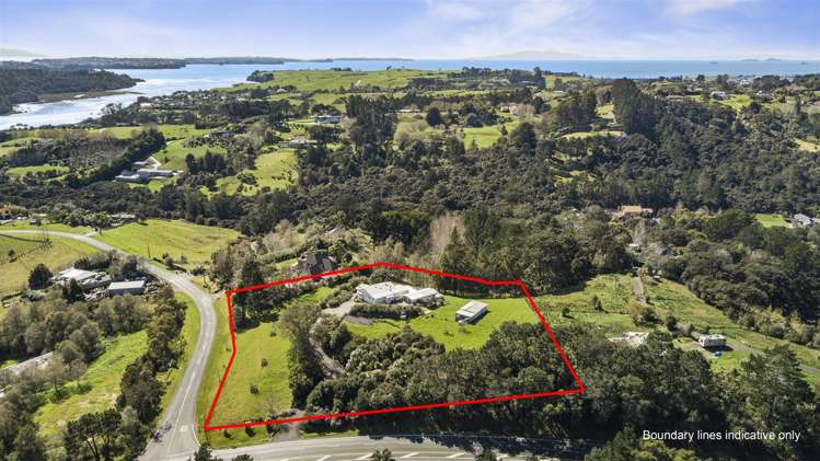 1325 East Coast Road Redvale_23