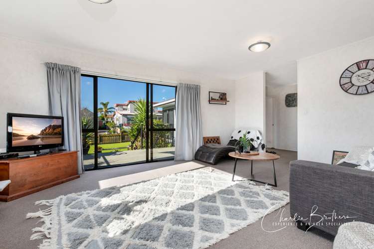 33 Greenstone Place Clover Park_6