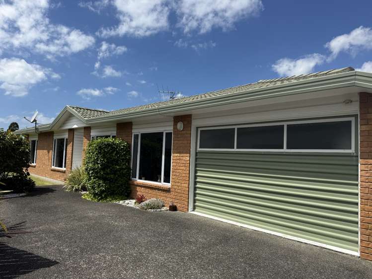 10C Ross Crescent Orewa_15