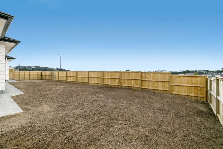 4 Byron Drury Way Riverhead_18