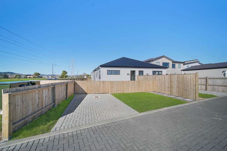 25 & 27 Kapeta Lane Karaka_18