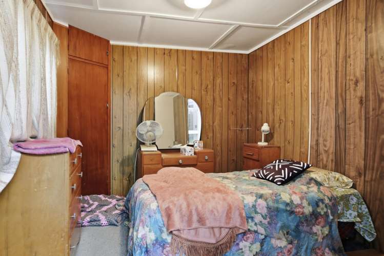 210 Cooper Drive Kawhia_18