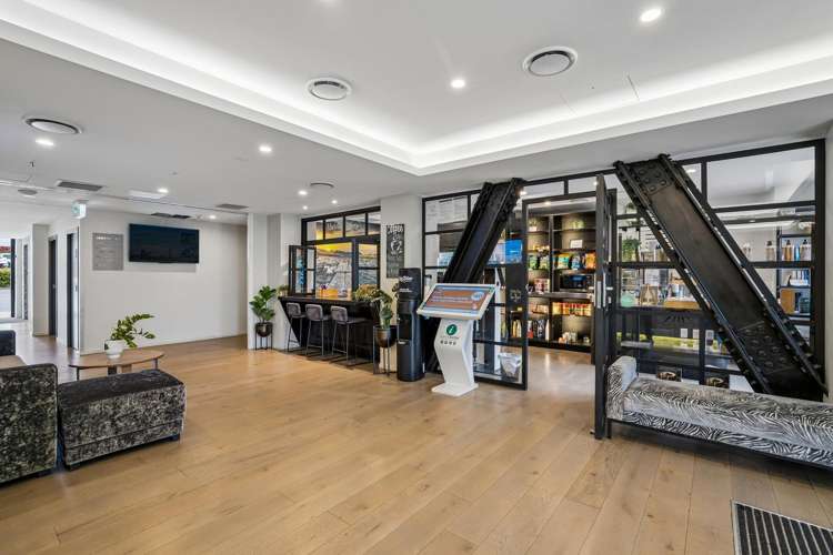 G9/18 Mountain Ash Drive Frankton_11