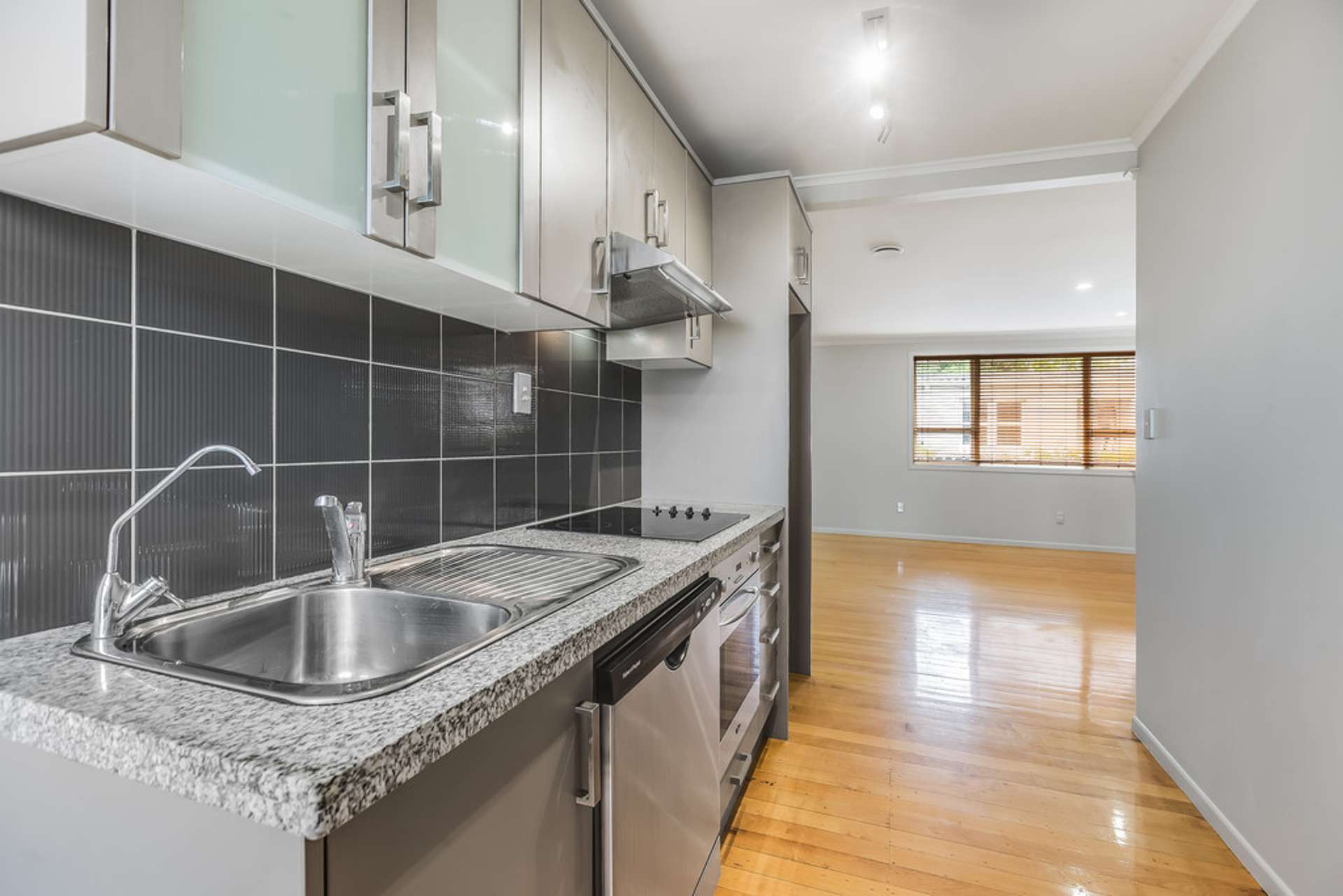 2/16 Marei Road Ellerslie_0