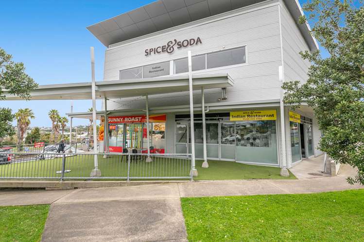 9B/15 Karepiro Drive Stanmore Bay_1