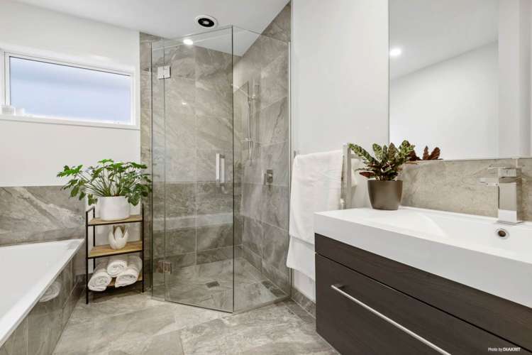 8 Knoll Rise Pukekohe_9