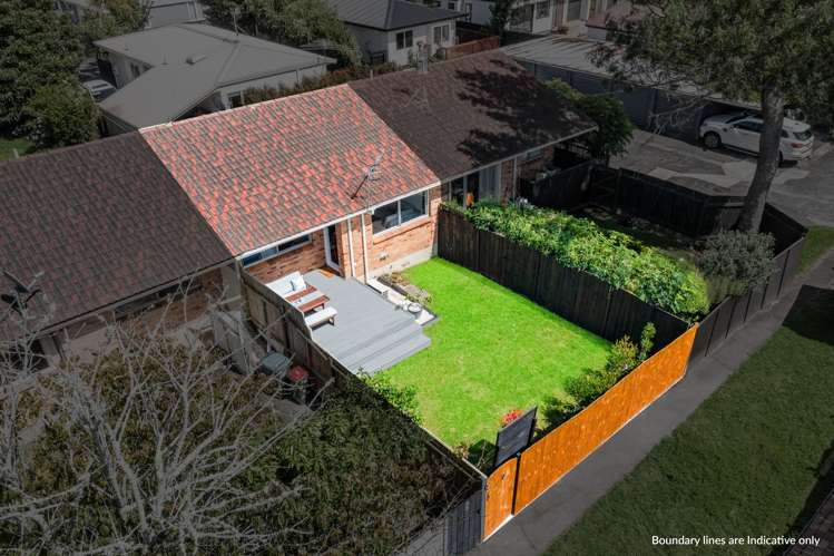 2/43 Abbotts Way Remuera_13