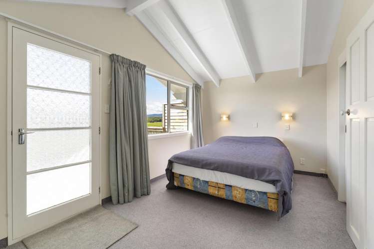 18 Robert Mckeen Street Otaki Beach_6