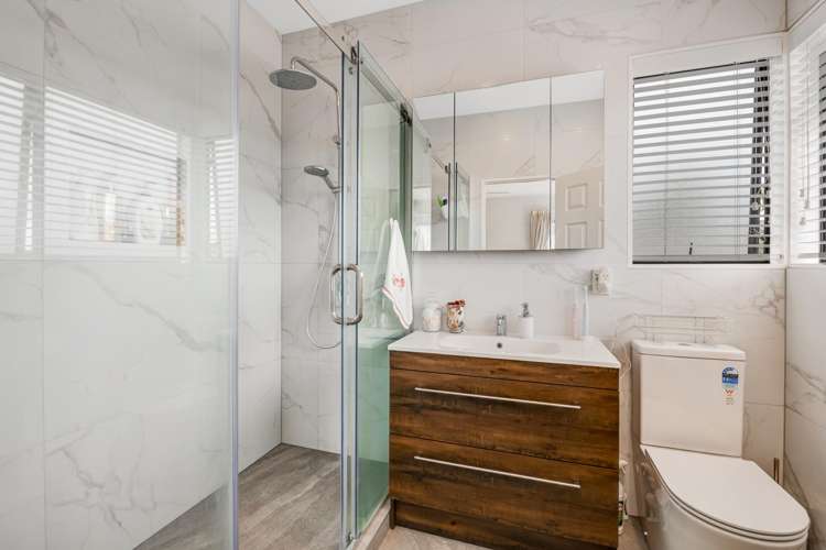 3 Sandpiper Grove Unsworth Heights_22