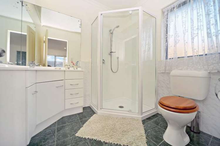 40 Newinn Crescent East Tamaki Heights_7