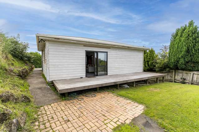 9 Robinson Street Lookout Point_3