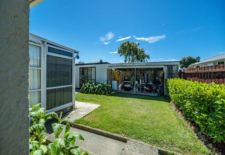 2/64 Golf Road Tahunanui_16