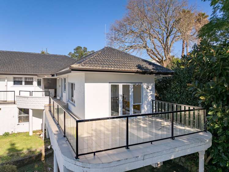 38 Fourteenth Avenue_4