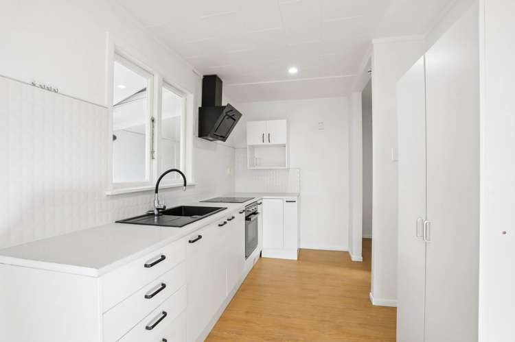 261 Sturges Road Henderson_8