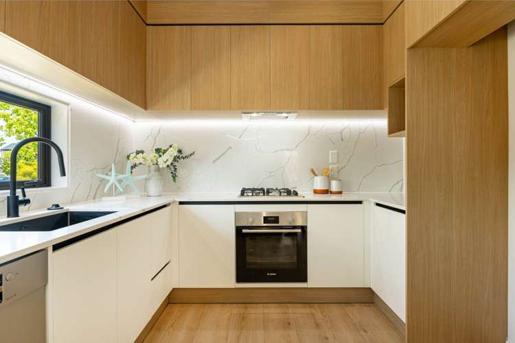 6/16 Grande Vue Road Papatoetoe_9