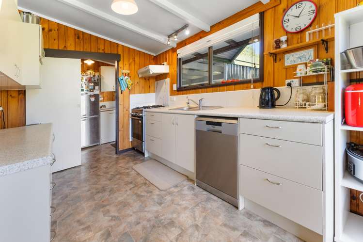 1693 Ruatiti Road Ruatiti_7