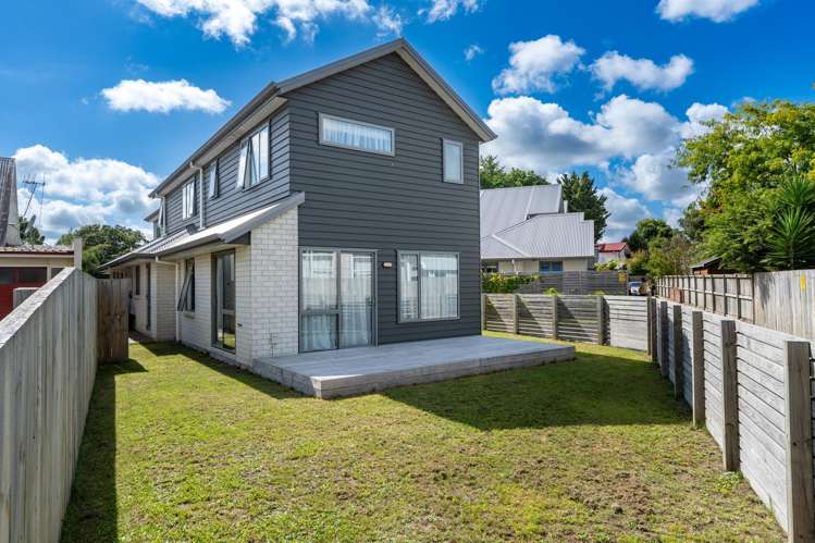 1/18 Pickering Crescent Chedworth_2