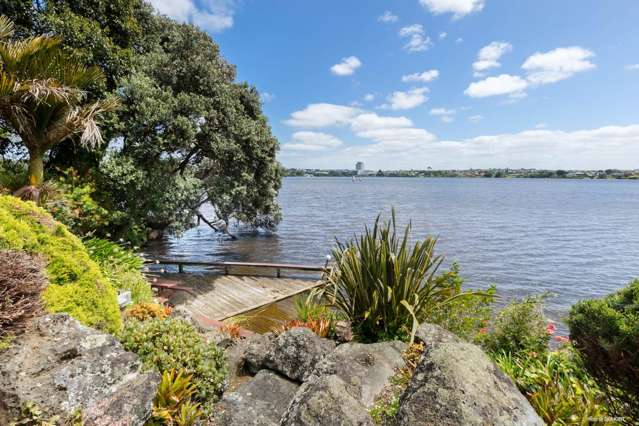 2/248 Hurstmere Road Takapuna_2