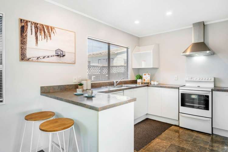 3/28 Christmas Road Manurewa_6