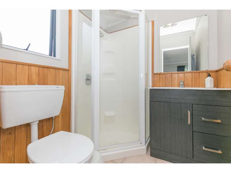 26 Diomede Glade Flagstaff_11