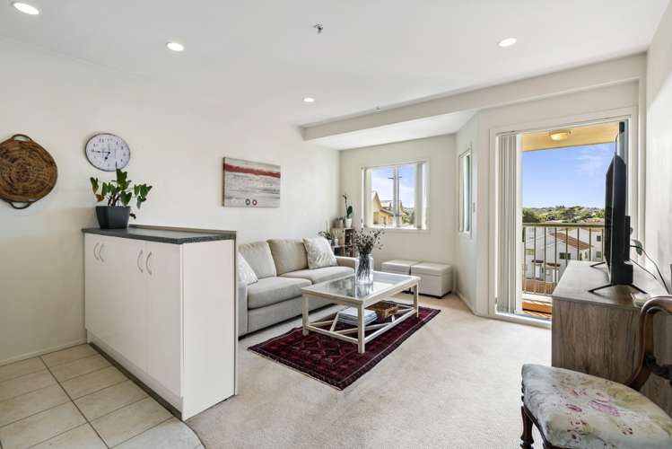 25/3b Harrison Road Mount Wellington_6