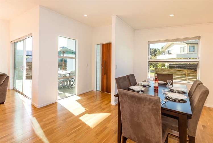 2 Oceanair Drive Pauanui_5