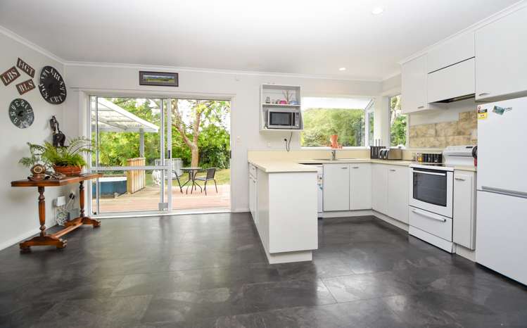 48 Victoria Street Carterton_3