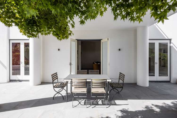 2 Garden Road Merivale_8