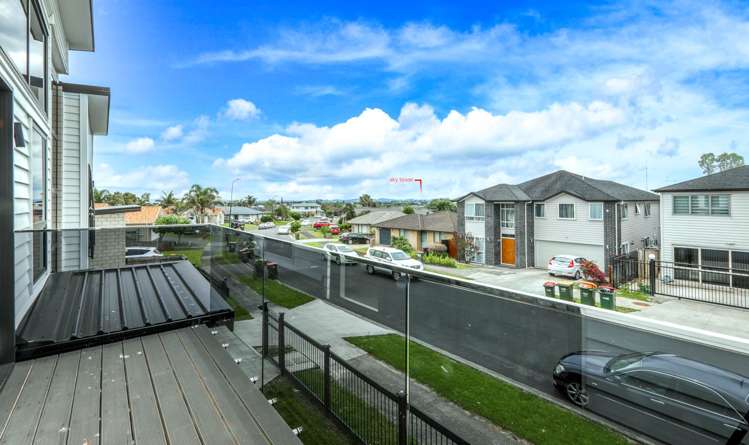 32 Cooladawson Drive Flat Bush_12