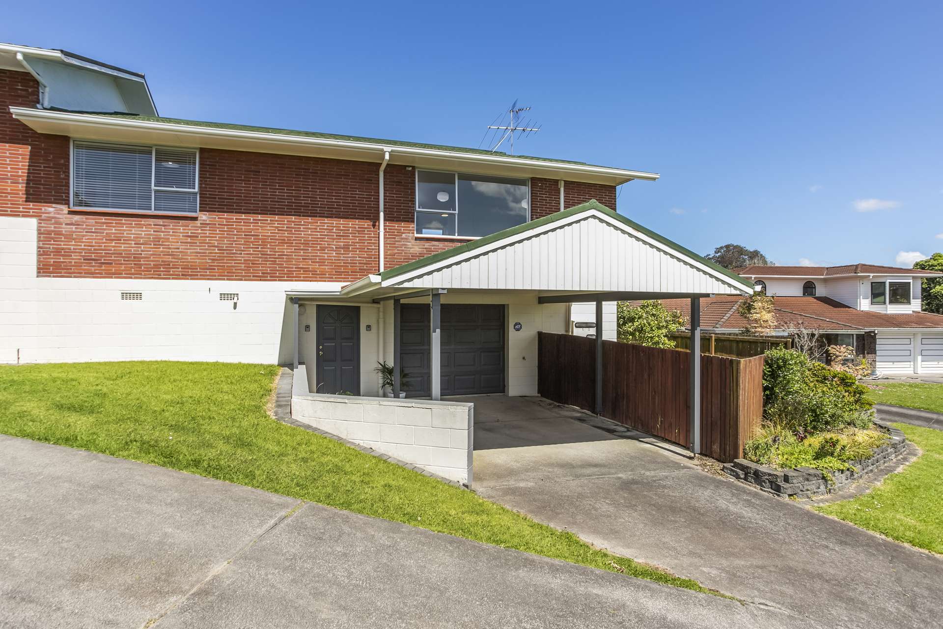 1/12 Markham Place Bucklands Beach_0