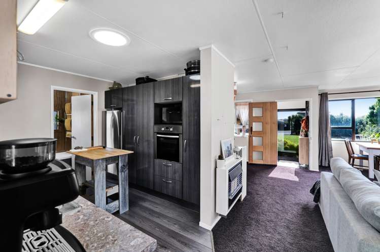 16 Ponderosa Place Opunake_11