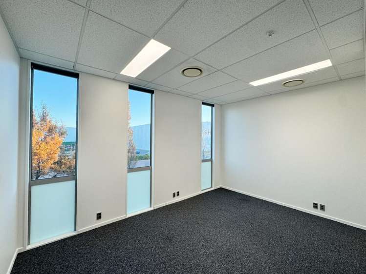 15 Sir James Wattie Drive Hornby_4