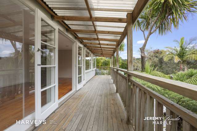 12 Highland Avenue Titirangi_3