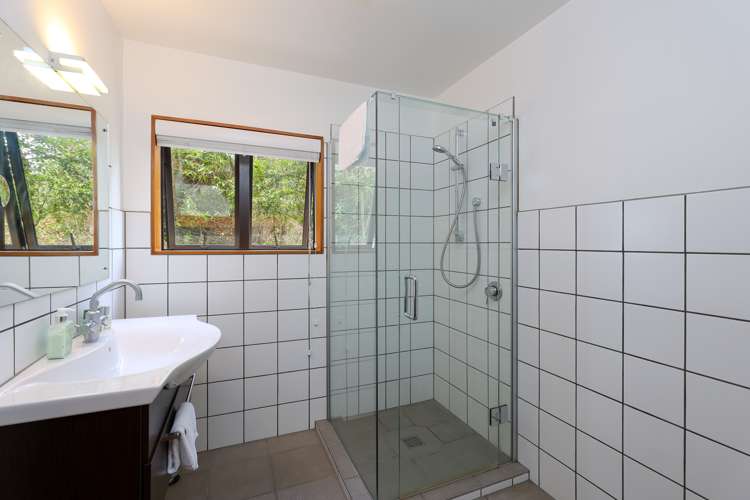 320 Princes Drive Britannia Heights_18