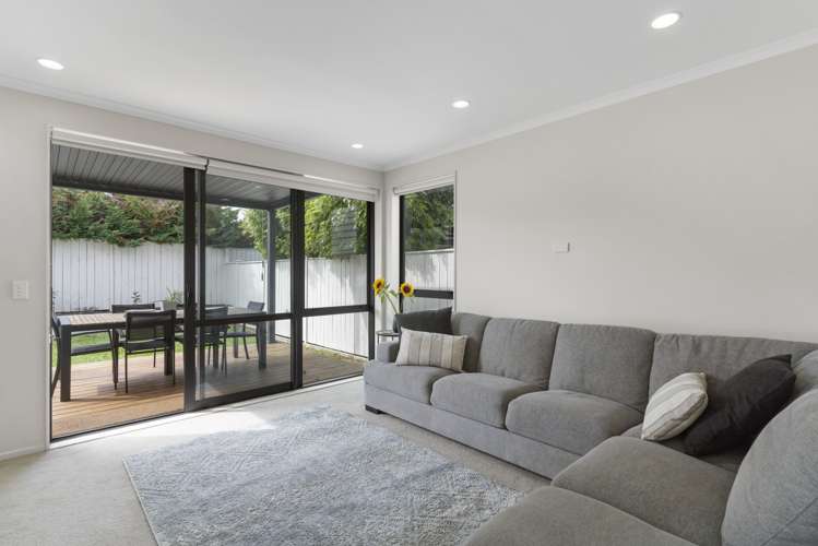 53 Costa Viva Crescent Karaka_8