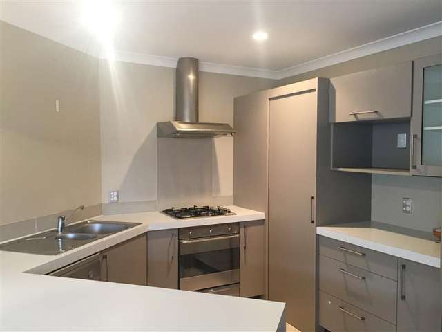 253a Waikawa Road Waikawa_2