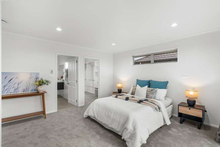 1 Somerville Crescent Aidanfield_16