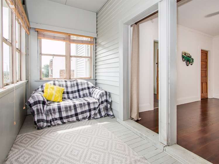 8 Smale Street Point Chevalier_7