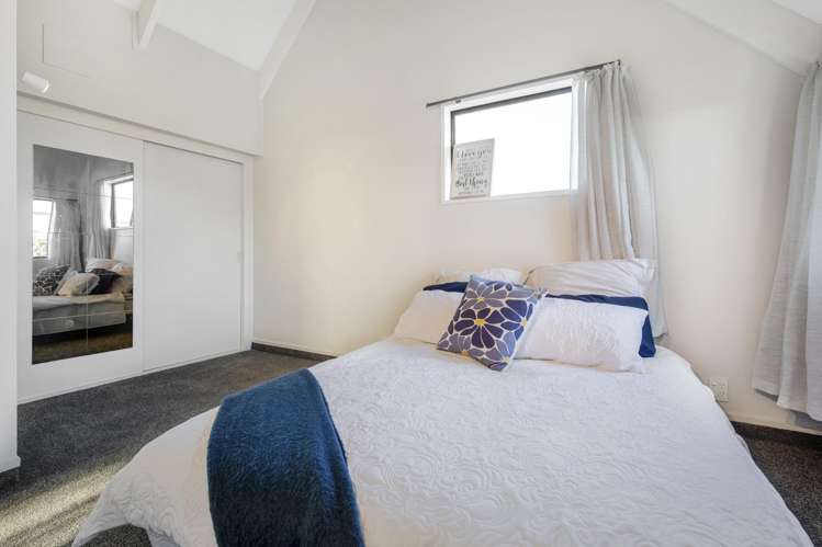 2/10 Nortons Road Avonhead_15