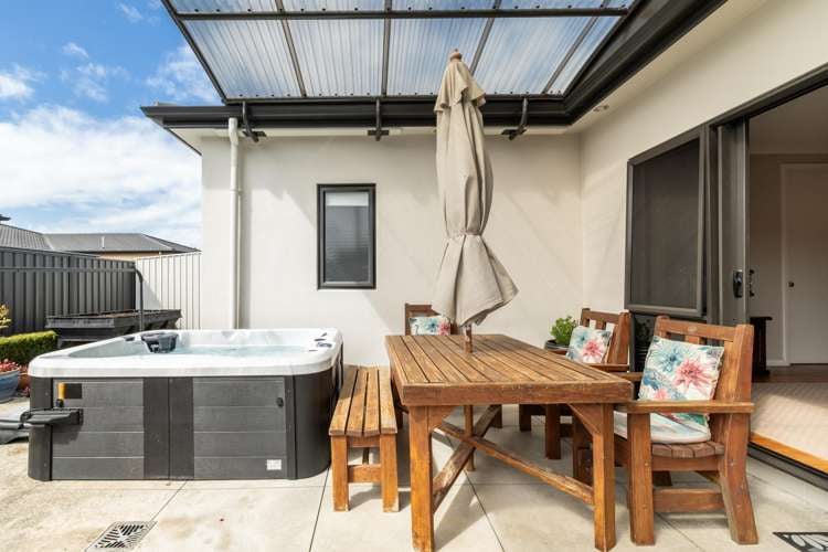 54 Squire Drive Awatoto_21