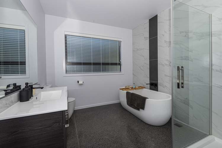 49c Vale Road Riverside_22