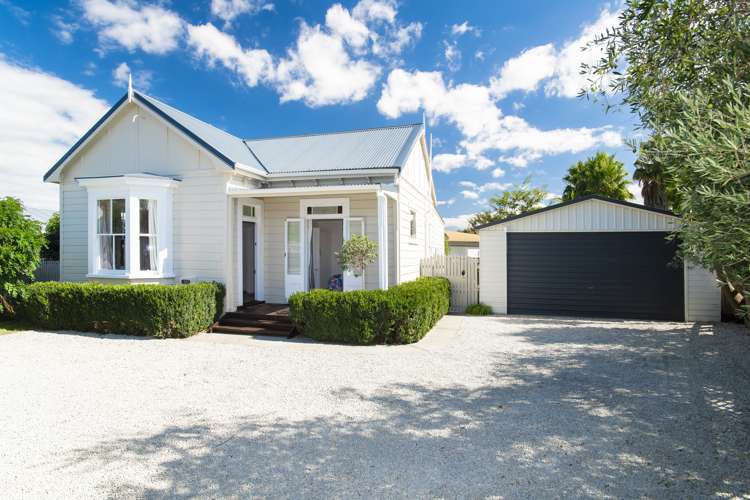 37 Lytton Road Riverdale_0