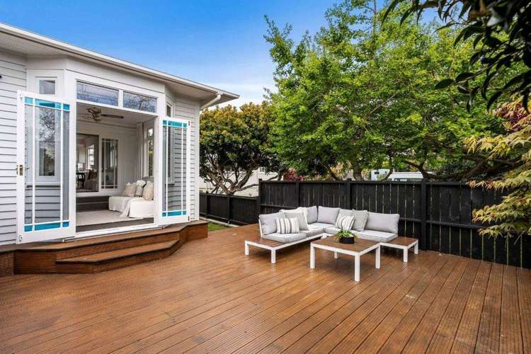 28 Harlston Road Mt Albert_17
