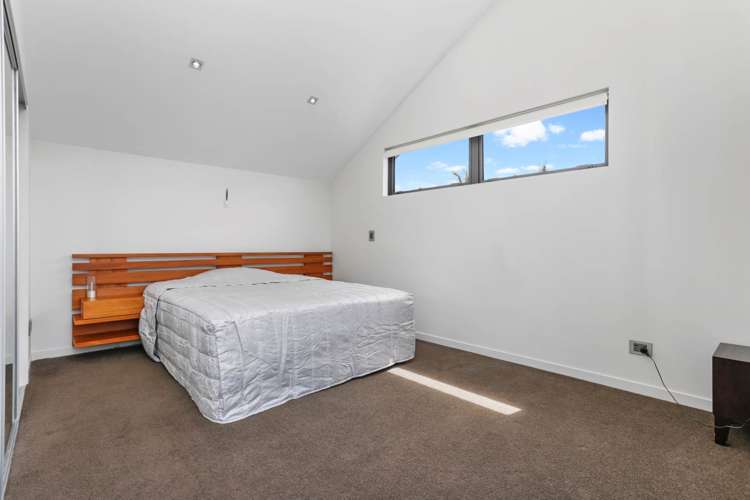 22 Wilding Avenue Epsom_11