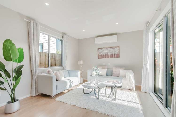 52 Craigs Way Hobsonville_14