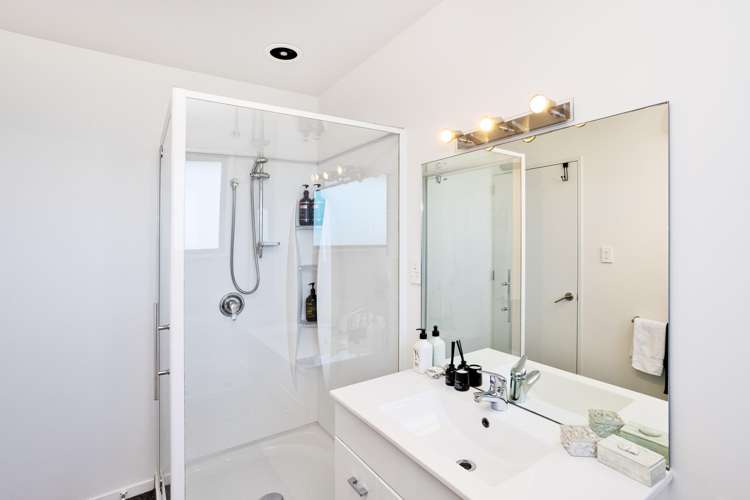 305 Oreti Road Otatara_20