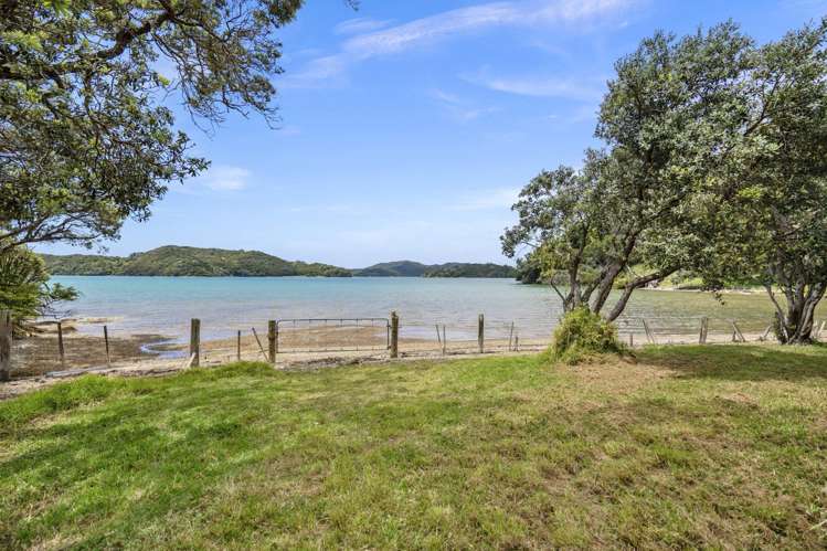 130 Whangaruru Wharf Road Oakura Coast_6